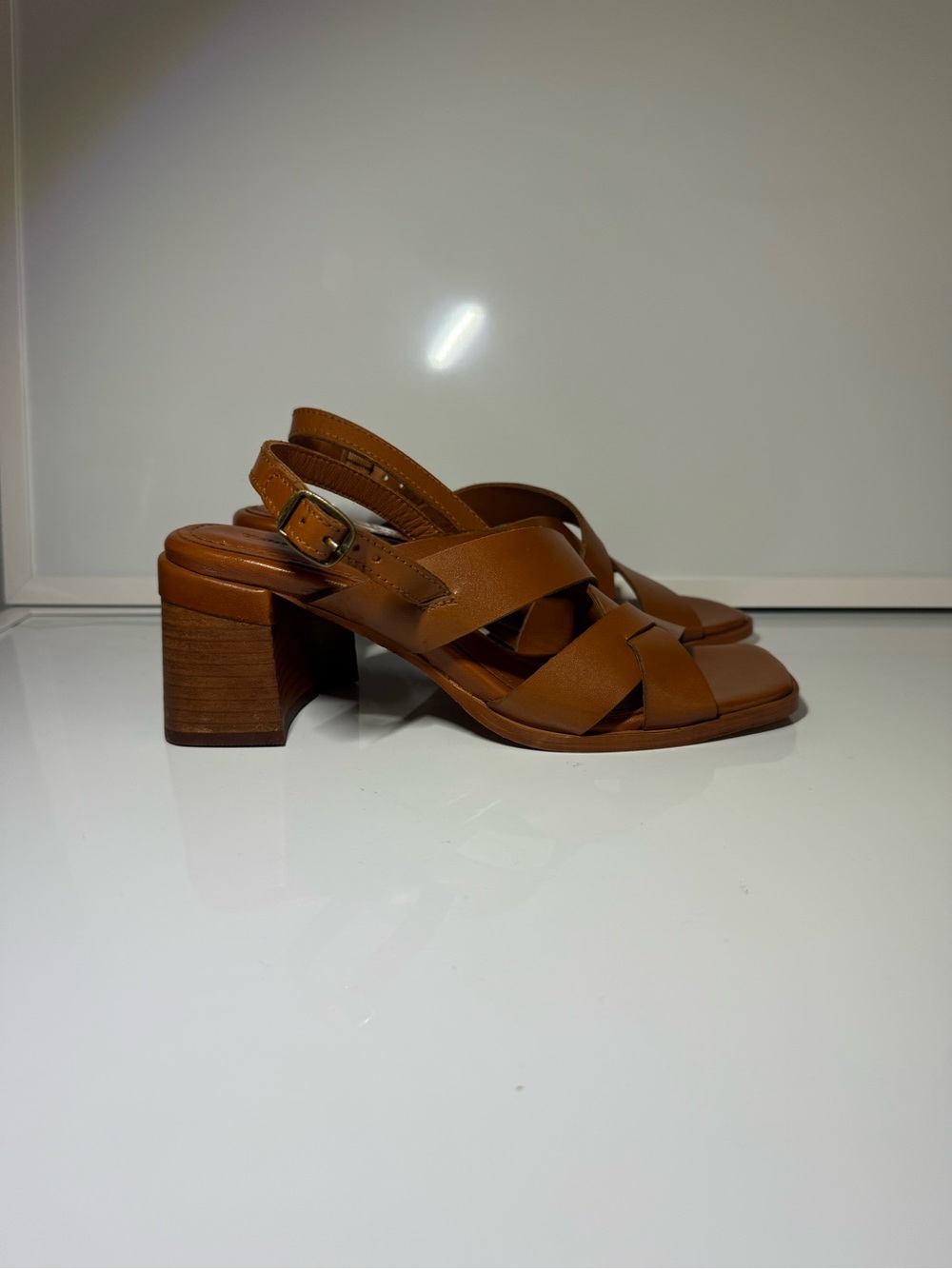 Vintage Foundry Co. Women’s Tan Leather Block Heel Sandals size 7.5